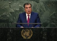 Emomali Rajmon, a las puertas de ser presidente vitalicio de Tayikistán