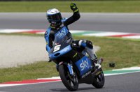 Fenati se lleva la 'pole' en Moto 3 y Navarro saldrá quinto