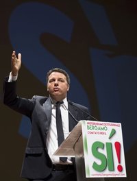 Renzi lanza la campaña por la reforma constitucional