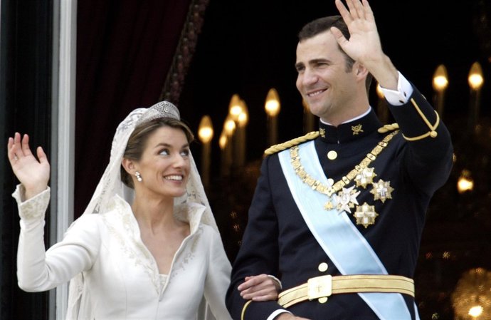 REYES FELIPE Y LETIZIA