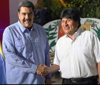 Morales se solidariza con Maduro en un breve encuentro a su vuelta de Cuba