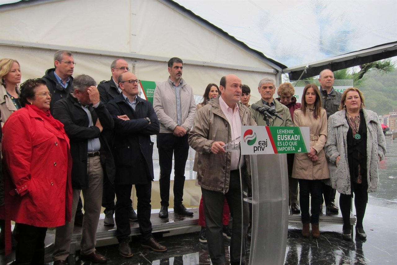 Ortuzar y dirigentes del PNV