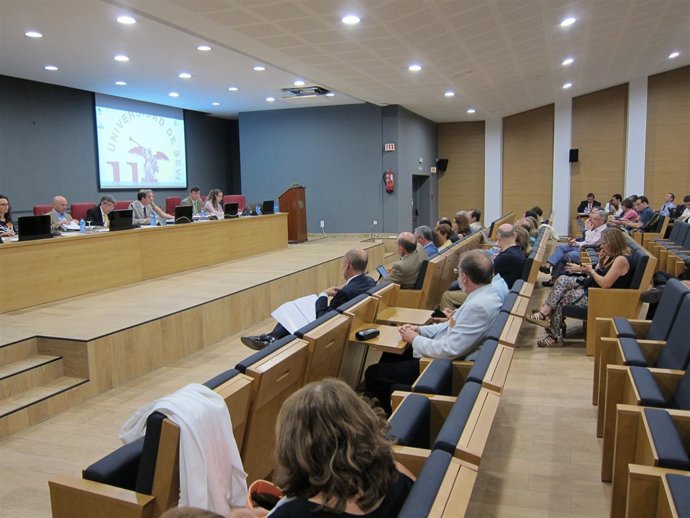 Claustro de la Universidad de Sevilla