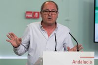 PSOE-A reivindica su "moderación" frente a la "radicalidad" del PP y Podemos
