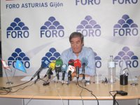 Cascos (Foro) reprocha a Sánchez (PSOE) y Rivera (C's) su daño a Asturias al "bloquear un gobierno de coalición"