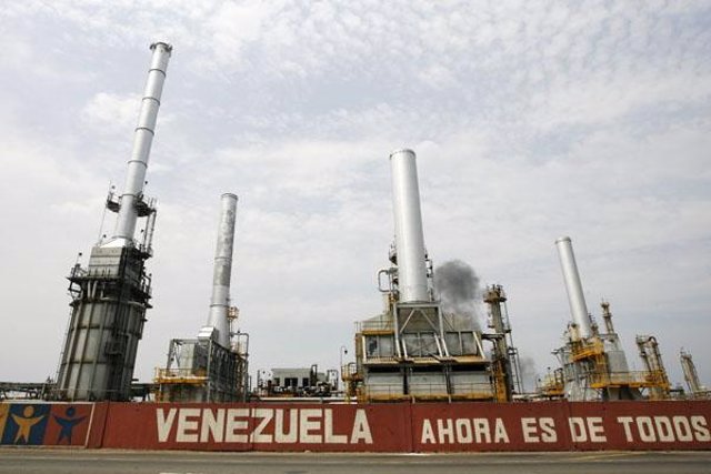 Refinería de PDVSA en Venezuela