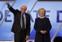 Clinton rechaza participar en un debate con Bernie Sanders en la cadena estadounidense Fox