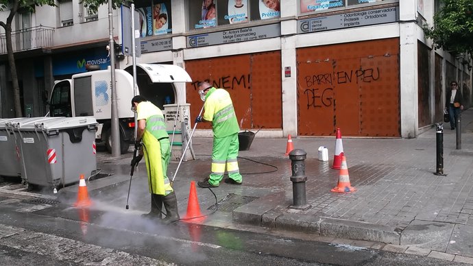 Sede de la antigua sucursal okupada desalojada en el barrio de Gràcia