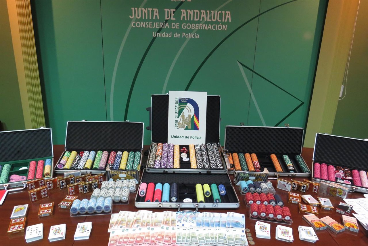 Desmantelado un poker ilegal en Campanillas 