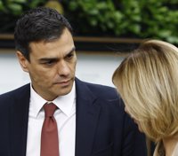 Sánchez dice que el PSC entra en el Ayuntamiento de Barcelona para "enderezar el rumbo"
