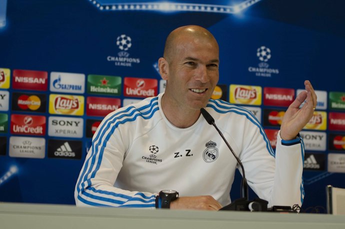 Zinedine Zidane (Real Madrid) en rueda de Champions
