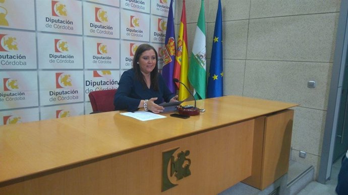 Carrillo expone las bases de Emprende 2016