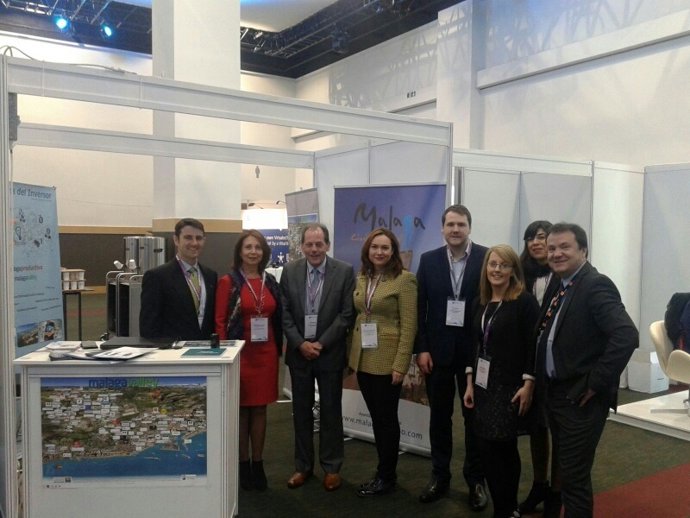 El Ayuntamiento De Málaga Informa: EL AYUNTAMIENTO PRESENTA A MÁLAGA ANTE REPRES