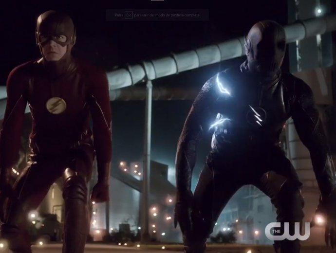 Barry Allen (Grant Gustin) y Zoom (Teddy Sears) en The Flash