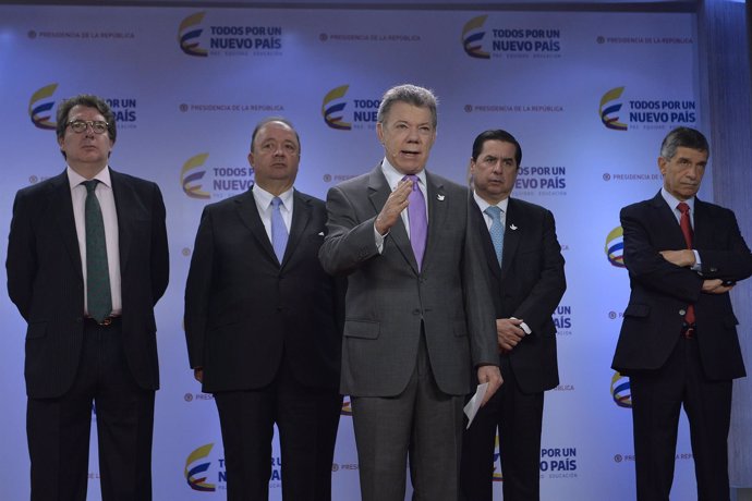 El presidente de Colombia, Juan Manuel Santos, presenta informe de seguridad