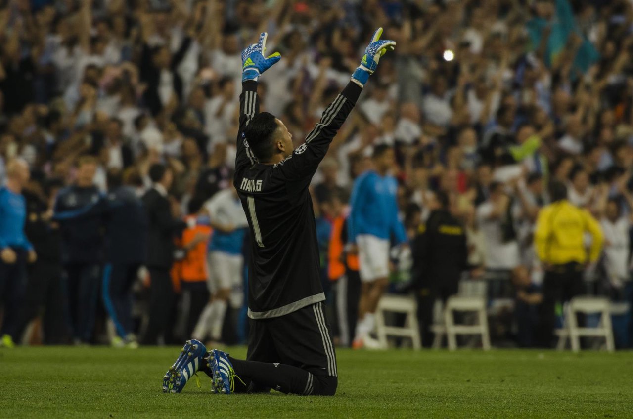 Keylor Navas celebrando la victoria ante el Manchester City