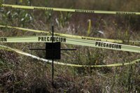 Comienza la exhumación de los 116 cadáveres hallados en una fosa en Morelos