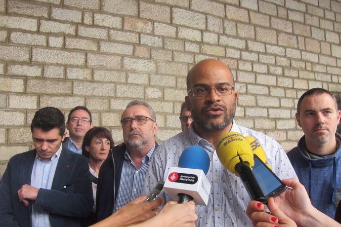 Miquel Àngel Essomba, Eloi Badia y representantes de sindicatos