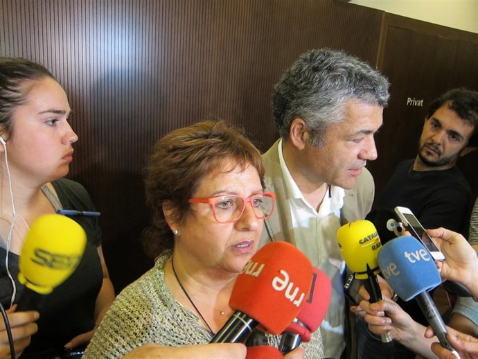 La consellera Dolors Bassa y el secretario de Inmigración Oriol Amorós