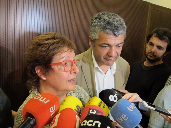 La consellera Dolors Bassa y el secretario de Inmigración Oriol Amorós