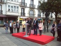 PSOE alerta contra los "intermediarios" del cambio y dice que fue la "ambición" de Iglesias quien lo impidió tras el 20D