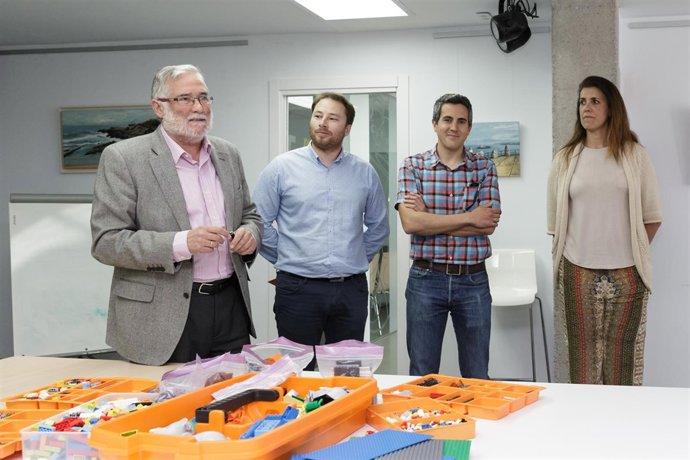 Ruiz inaugura taller de emprendimiento juvenil
