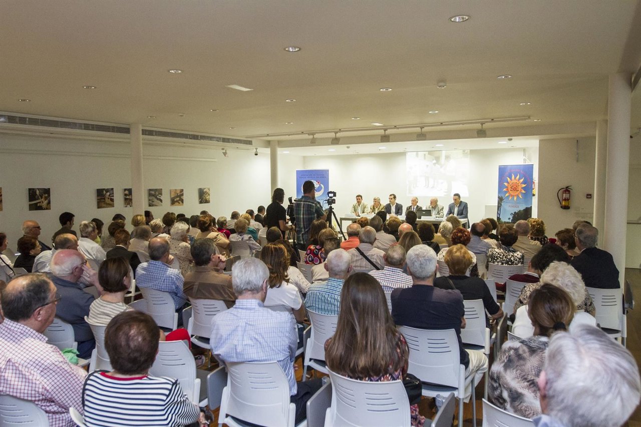Un momento del coloquio del Hospital Provincial de Almería