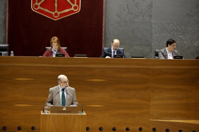 El consejero de Salud, Fernando Domínguez.