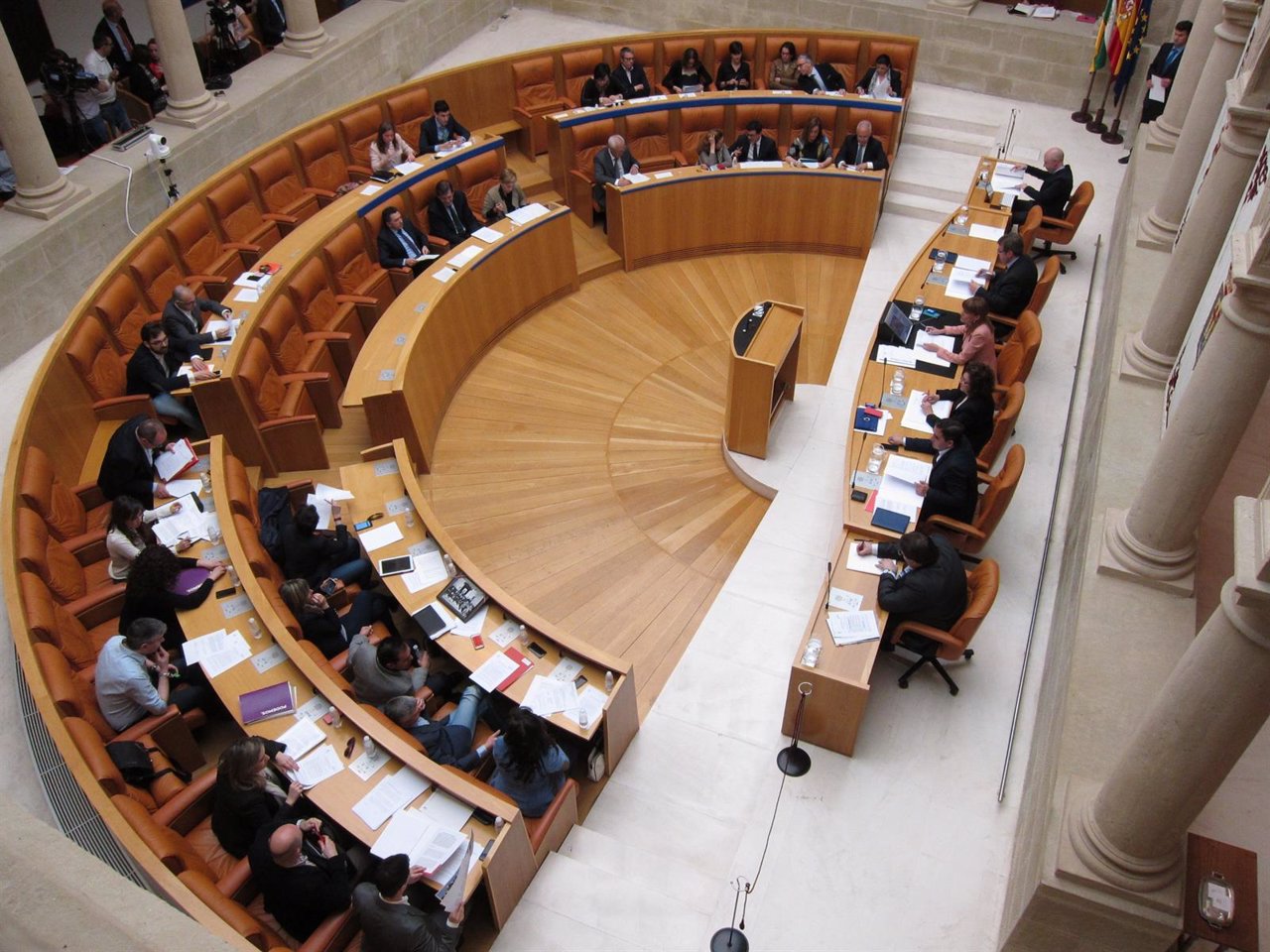 Pleno del Parlamento de La Rioja 