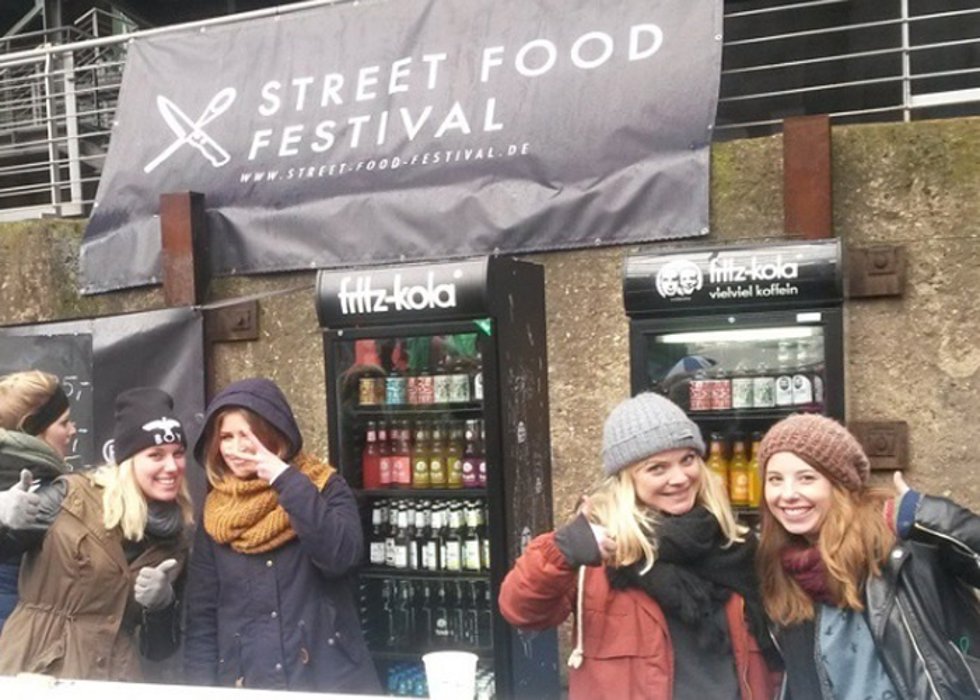 Asistentes disfrutando del Steet Food Festival en anteriores ediciones