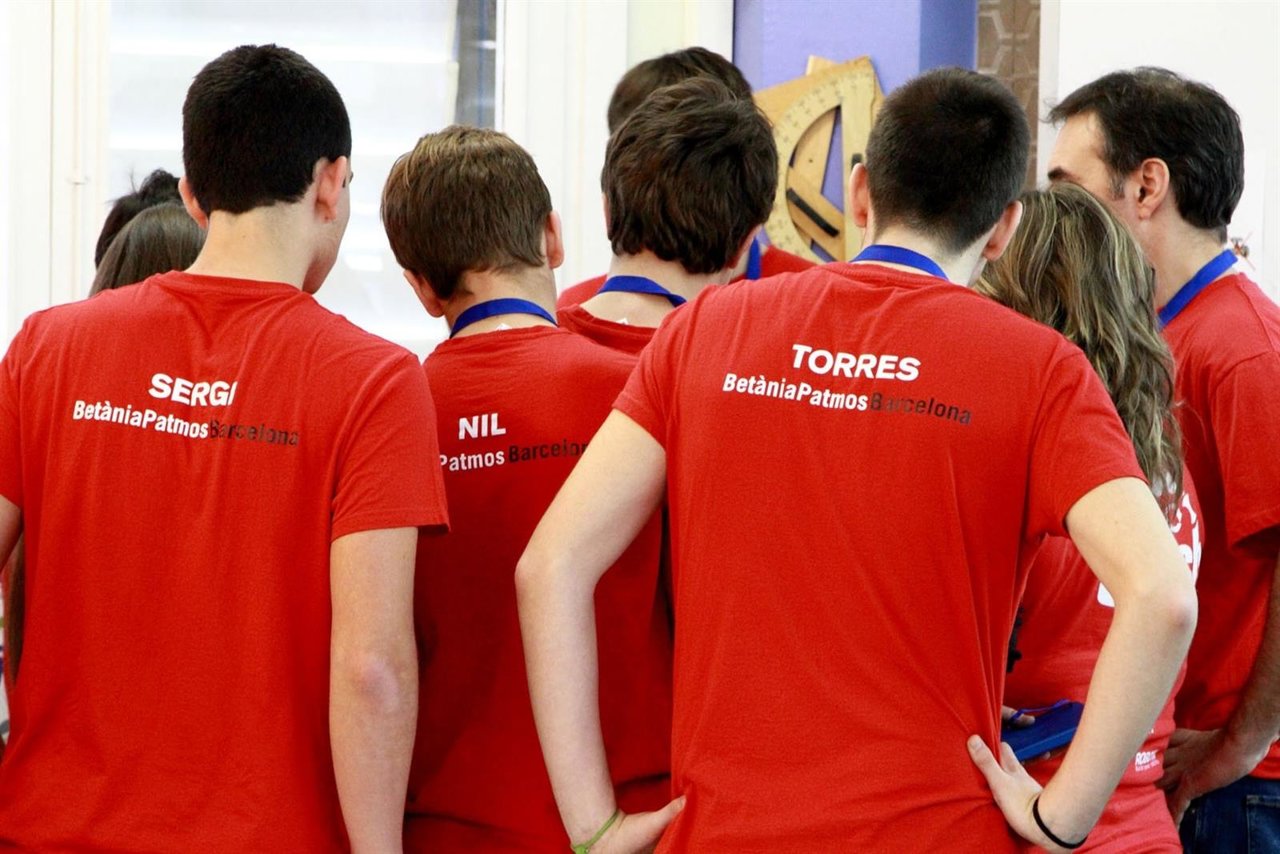 Alumnos del equipo del Colegio BetàniaPatmos de Barcelona