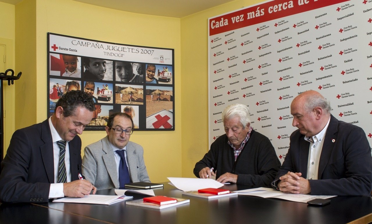 Firma acuerdo EDP-Cruz Roja