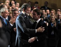 Aznar traslada el Campus FAES a los cursos de la Complutense y acaba con su tradicional foto veraniega con Rajoy