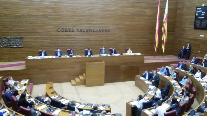 Pleno de las Corts Valencianes
