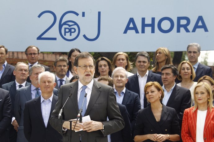 Rajoy en la presentación de sus cabezas de lista en Madrid