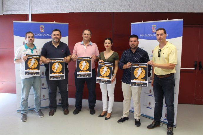 Diputación colabora con el Torneo de Minibasket Femenino de Carboneras.