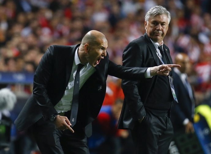 Zidane con Ancelotti