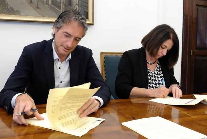 Firma del convenio 