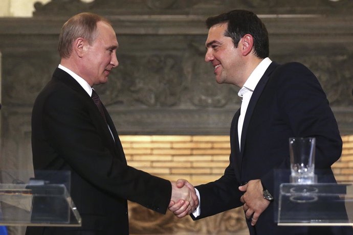 Tsipras y Putin refuerzan lazos durante su encuentro en Atenas