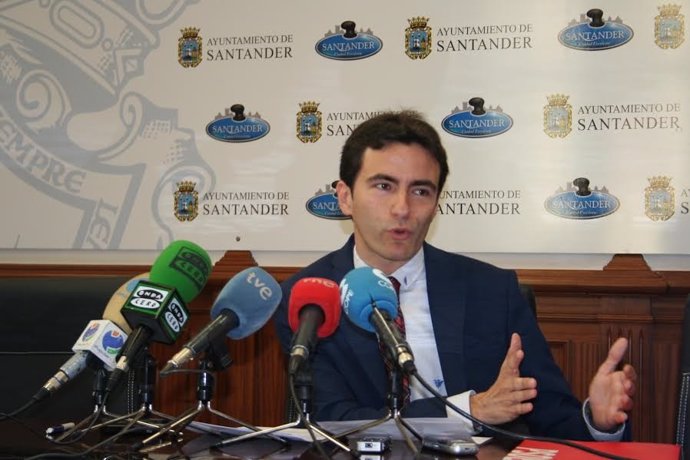 Pedro Casares 