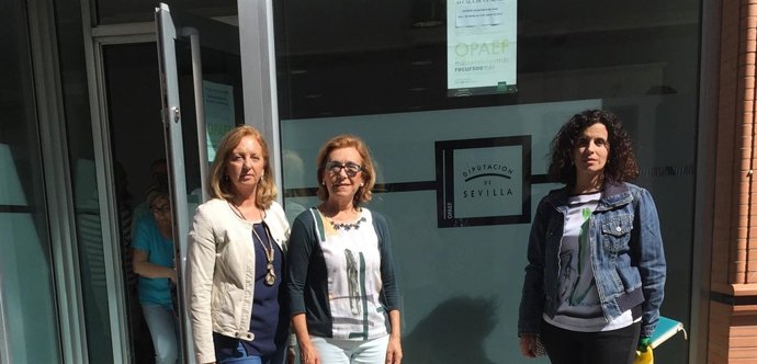 Las concejalas del PP Elena Ballesteros, Mª Carmen Hornillo y Águila Gutiérrez. 