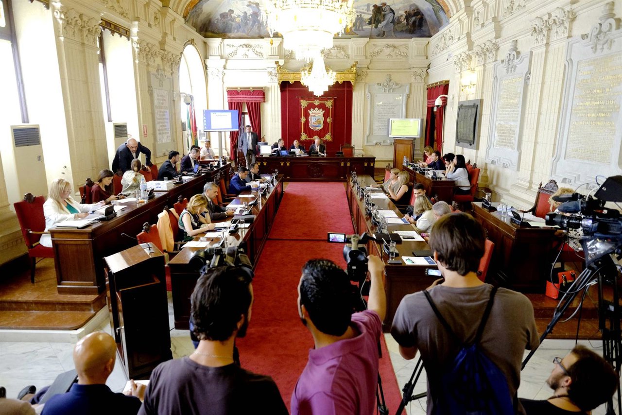 Pleno en el Ayuntamiento de Málaga. Mayo 2016 