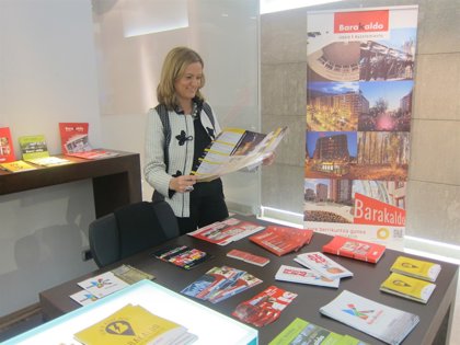 La oficina de Turismo de Barakaldo de BEC estrena nueva imagen y repartirá  25.000 folletos con información de la ciudad