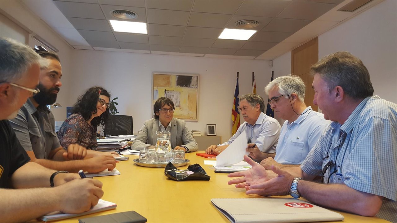 El conseller de Trabajo, Comercio e Industria de Baleares, Iago Negueruela