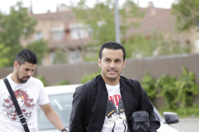 Pedro Rodríguez en la llegada a la concentración de la selección de fútbol