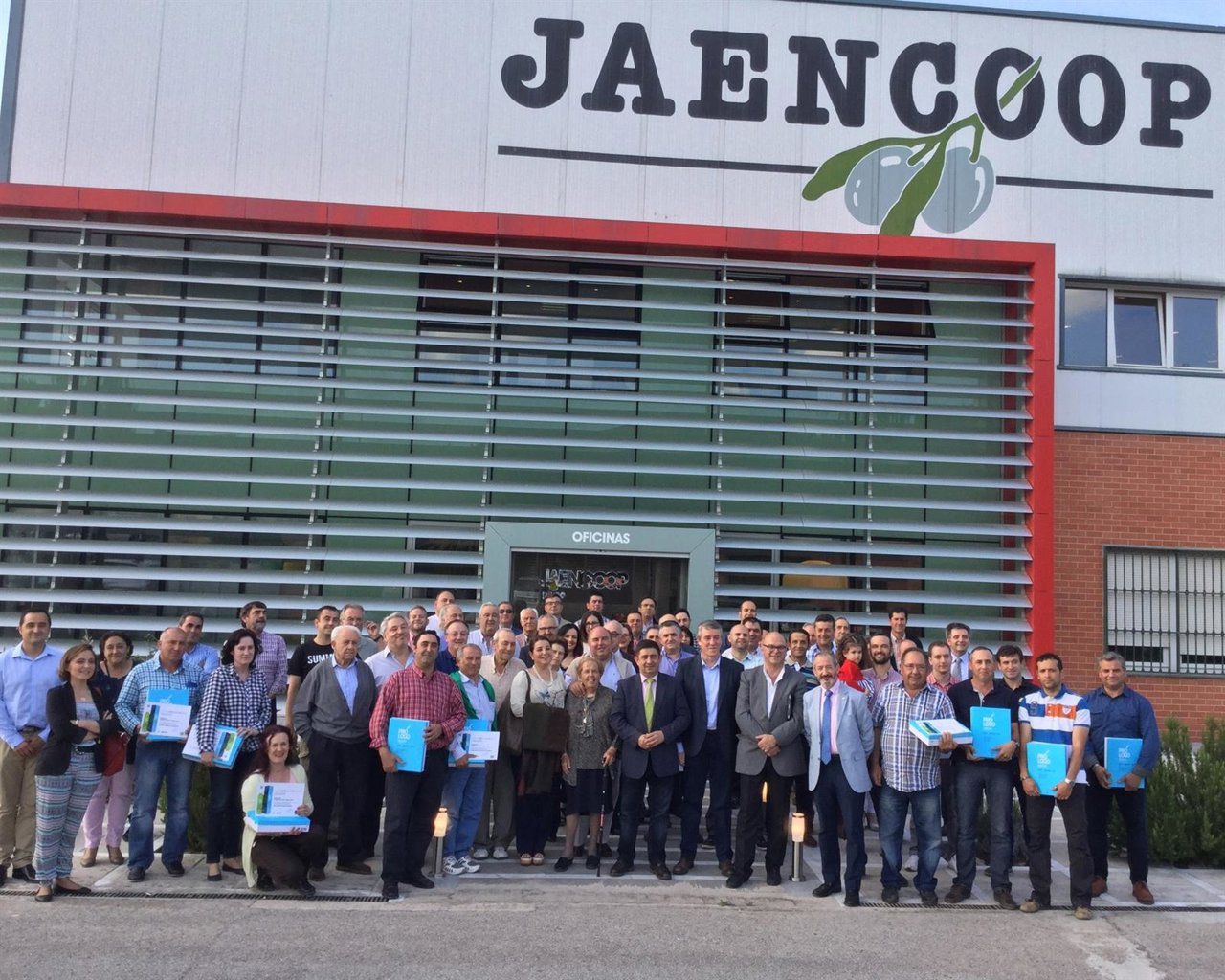 Jaencoop reconoce a sus agricultores