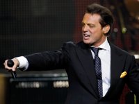 El cantante mexicano Luis Miguel, condenado a pagar a su exrepresentante