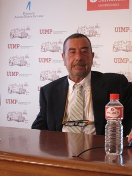 El director de cine, José Luis Garci
