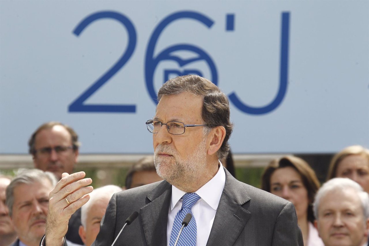 Rajoy en la presentación de sus cabezas de lista en Madrid