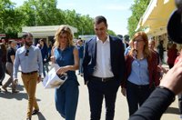 Pedro Sánchez insiste en que su futuro lo decidirán los españoles, primero, y los militantes, después